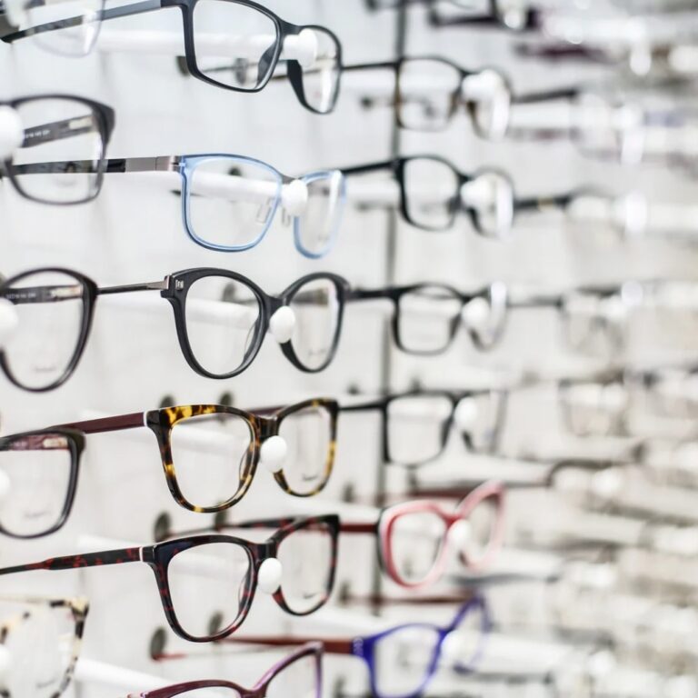 Okulary damski, męskie i dziecięce - Salon Optyczny Lepiej Widzę w Radomsku